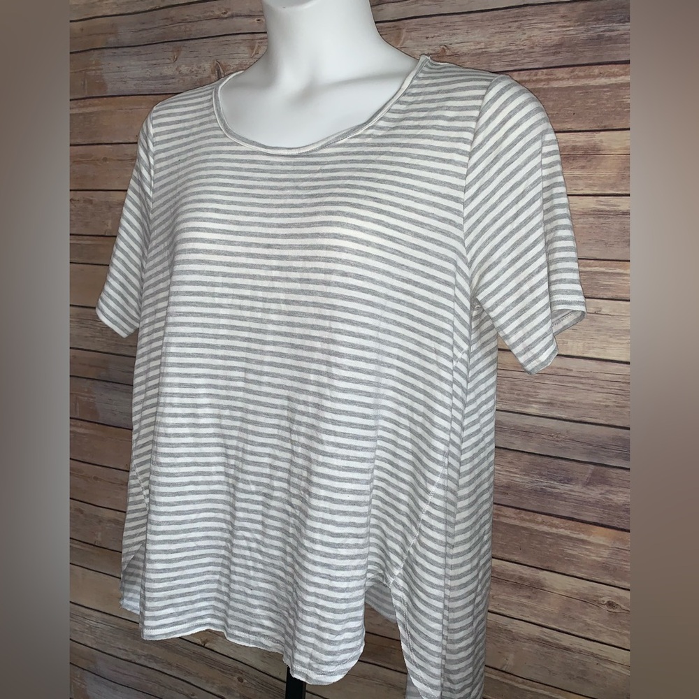 Botanique Gray Textured Top - Size 1X - Picture 3 of 9
